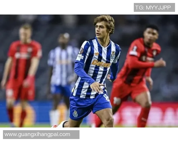 坎波斯：巴黎将削减转会商场中的高额开销，更注重青训力气